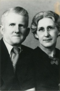 Royal B Grant and Lizzie Viola Nye Grant about 1943-44